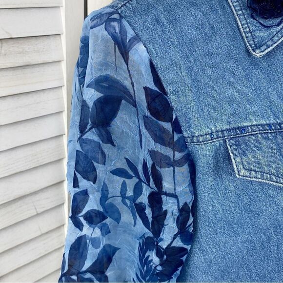 Nancy Bolen City Girl Embroidered Chambray Sheer Sleeve Crop Shacket Blue 10P - Picture 7 of 14